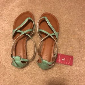 Brand new Merona sandals size 9.5